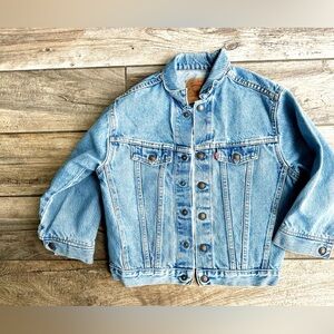 Vintage Original Levi’s Early 1990’s Trucker Denim Jacket kids 7x or Woman xx0